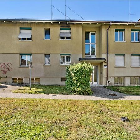 Zurich Urban Charm: Your Comfy Stay Close To The City Extérieur photo